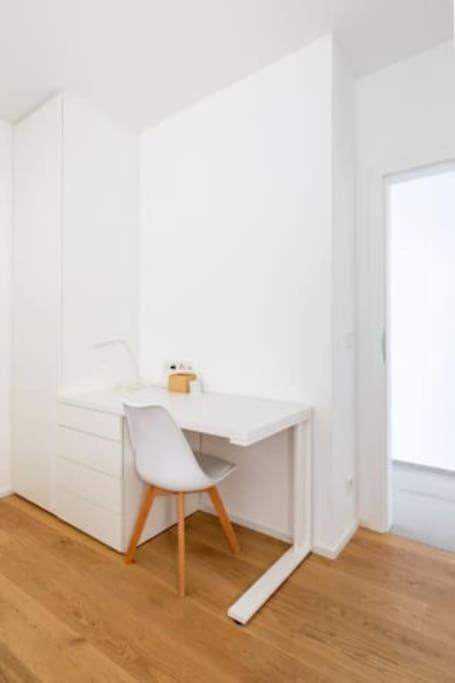Wonderful Two Bedroom Apartment At Limpertsberg With Parking, Near Tram ルクセンブルク エクステリア 写真